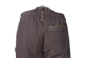 Pantalones Sip 1RB8 de desbroce ligeros con protección contra las proyecciones gracias al acolchado fijo resistente a los impactos. Fácil de limpiar gracias al refuerzo frontal Siopor® impermeable y transpirable